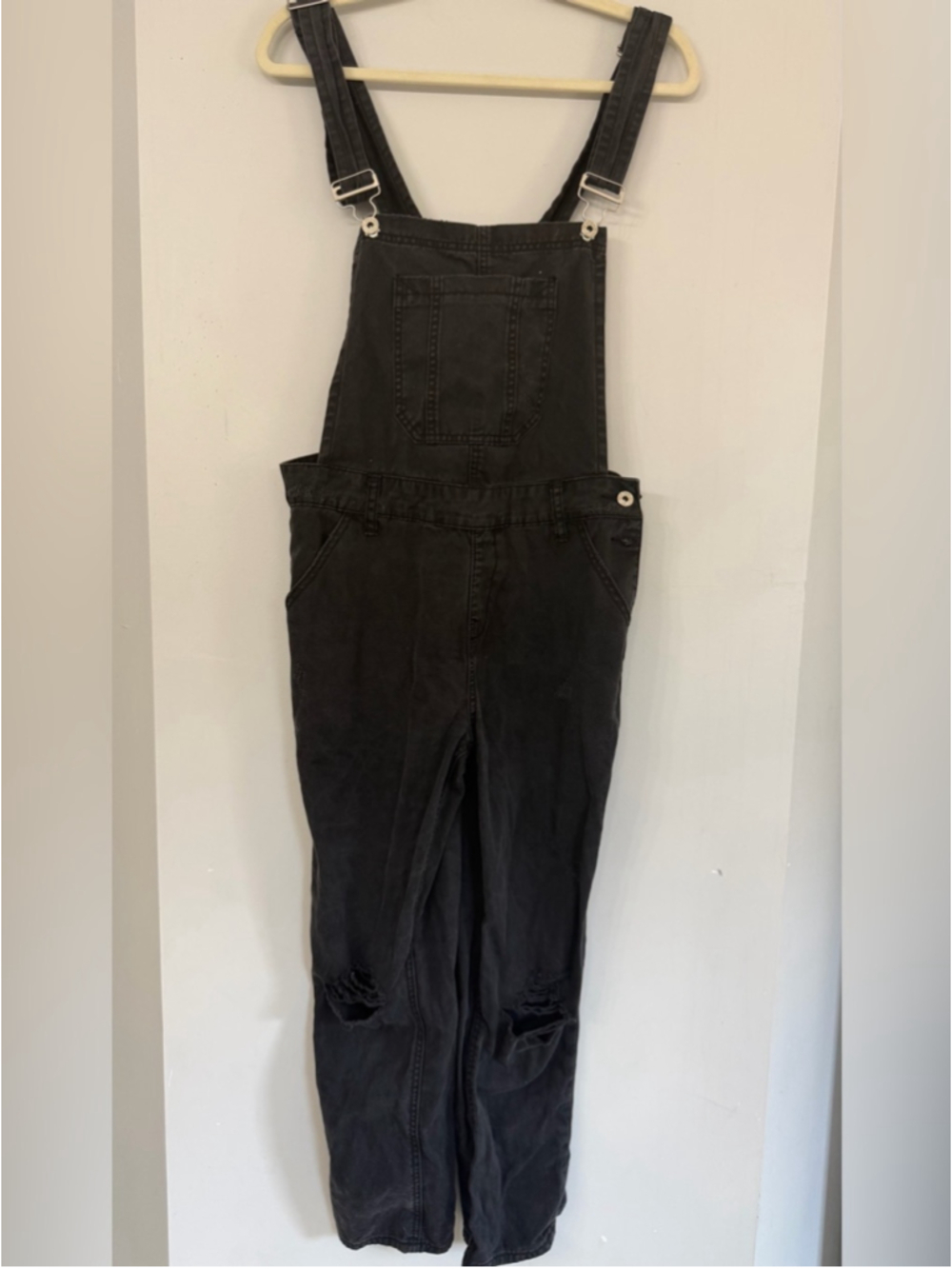 Risen Jean Los Angeles Washed Black Distressed Ankle Crop Overalls Womens Medium - Picture 3 of 15